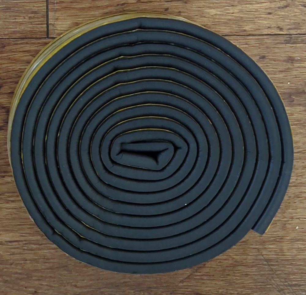 Frame seal roll